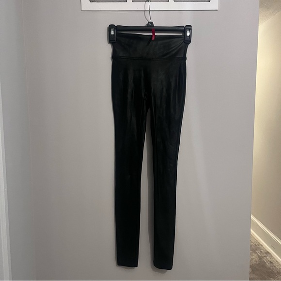 Spanx Faux Leather Leggings - Picture 4 of 6